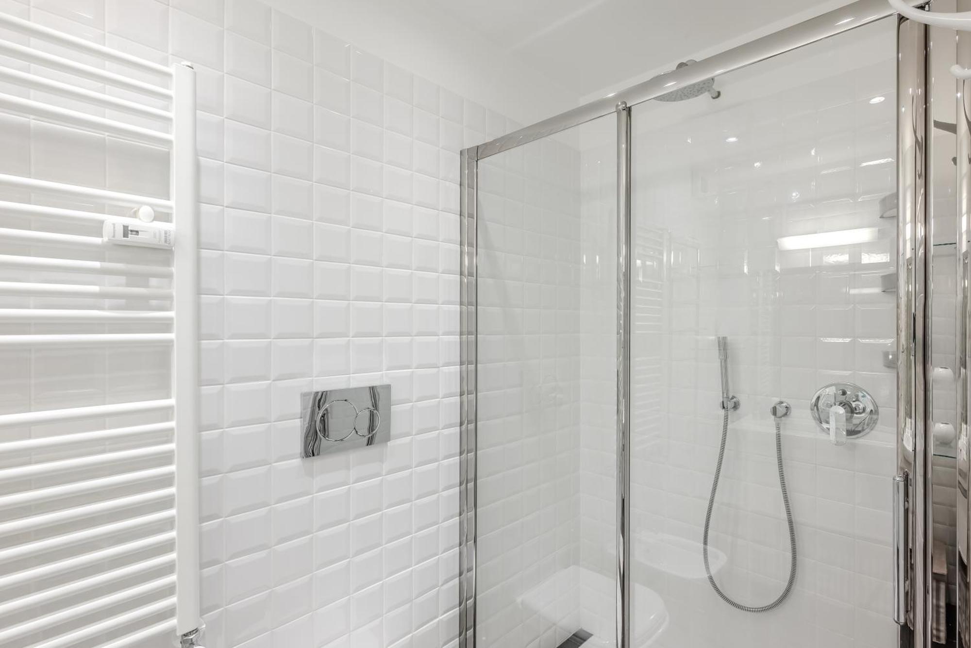 Ceradini With Balcony R&r Apartamento *